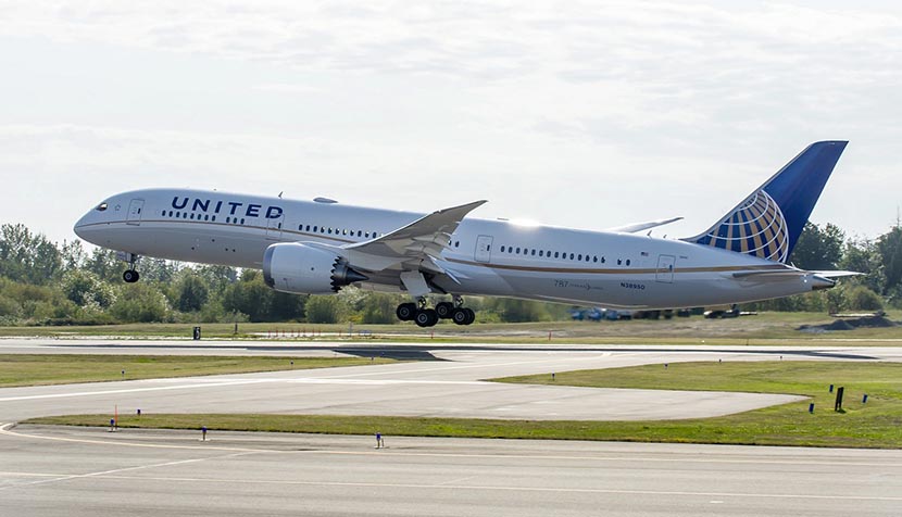 United Airlines Boeing 767 Newark to London Flight Turns Back Mid Air and Makes Emergency Landing, Passengers Arrive Eleven Hours Late as Replacement Jet Follows Original Aircraft, New Update is Here Education Perth